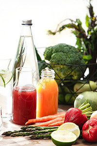 新鲜蔬菜玻璃健康食物高清图片