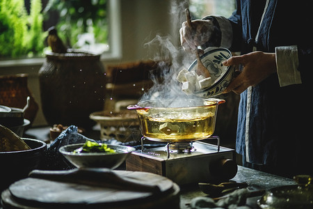 玻璃锅厨师做饭背景