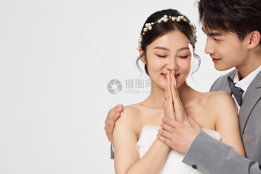 西式婚纱情侣结婚照图片
