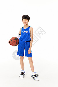 小男热爱篮球运动背景图片