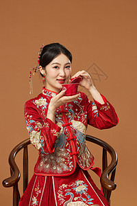 重视传统秀禾新娘服饰背景图片