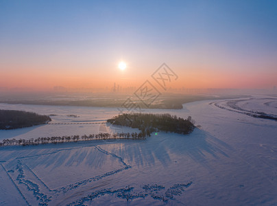 远处风景航拍远处的哈尔滨第二十五届冰雪大世界摩天轮背景