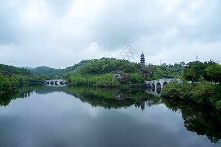 江南烟雨雨水背景图片