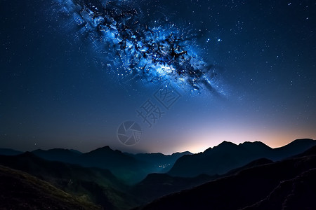 夏天的星空夜夏山顶星空概念图设计图片