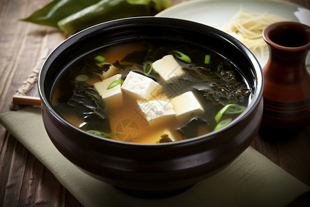 豆腐紫菜汤煮味噌汤的高清图片