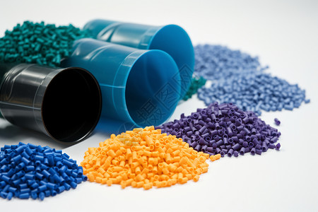 塑料生产工厂生产的微小塑料颗粒设计图片