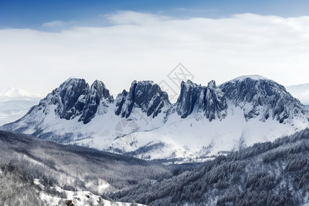 白雪皑皑的雪山图片