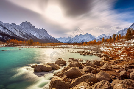 美丽的雪山和湖泊图片