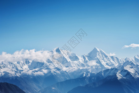 冬季天空户外的山峰背景