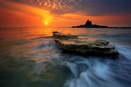 海上日落黄昏风景图片