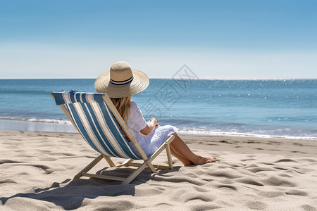 一个幸福的海滩游者躺在沙滩椅上高清图片