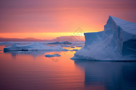 冬天北极的冰山海洋图片