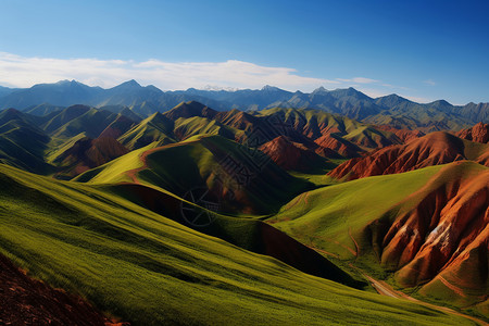 连绵的山峰图片