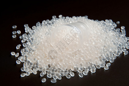 透明塑料颗粒图片