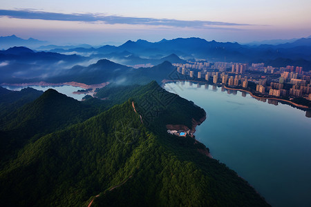 城市的山川美景图片