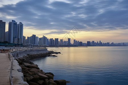 高楼大厦高清海滩旁的高楼大厦背景