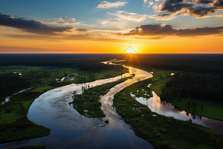 早晨日出天空下的河流图片