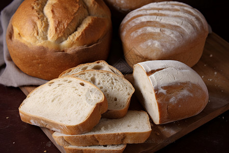 传统的谷物面包图片