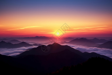 日出时的山景背景图片