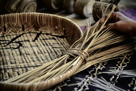 草帽DIY芦苇编织的篮子背景