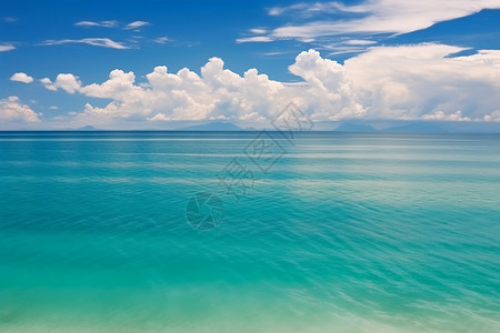 天堂海滩一望无际的海边美景背景