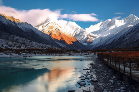 广阔的雪山图片