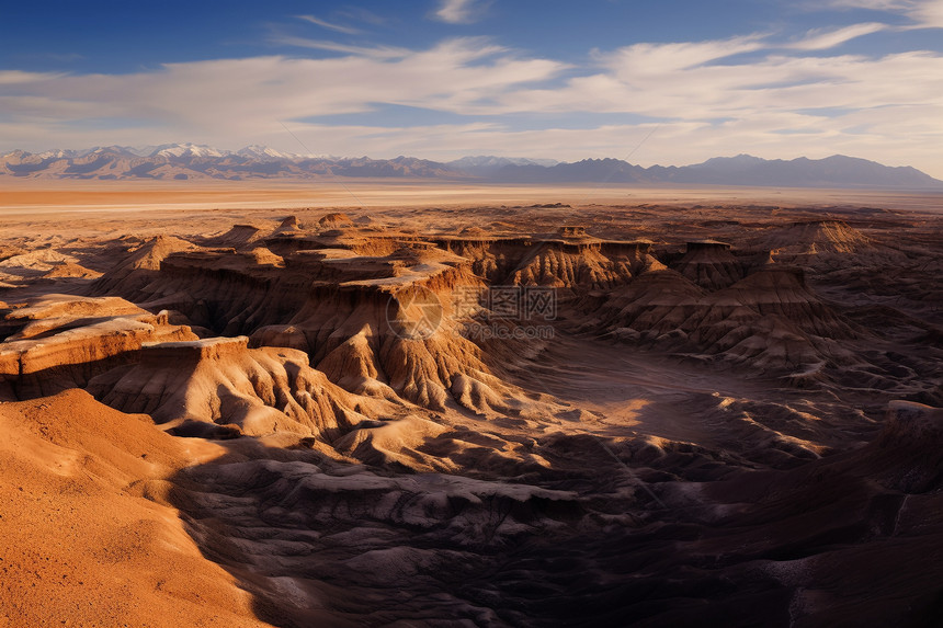 壮观的新疆沙漠岩石景观图片