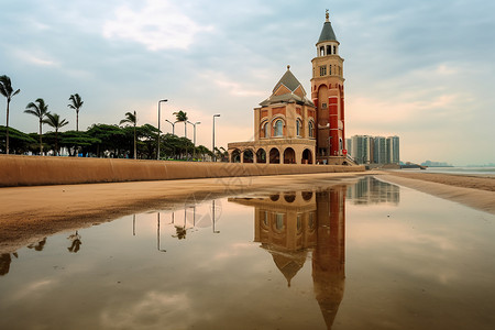 夏天海滨沙滩的景观图片