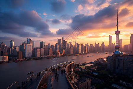 夕阳下的繁华城市地标图片