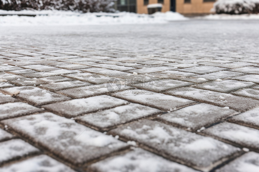 有雪的街道地面图片