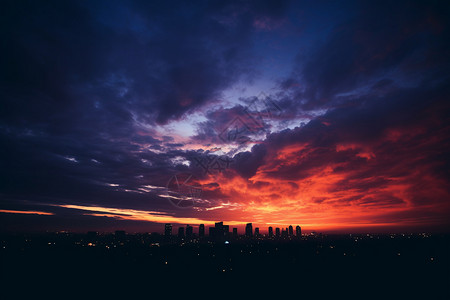 城市上空美丽的夕阳图片