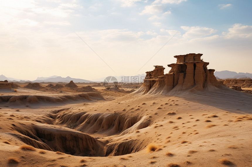 雅当地貌的沙漠景观图片