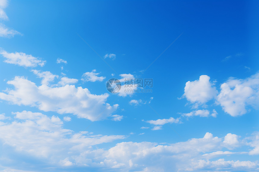 蓝天下漂浮的白云图片