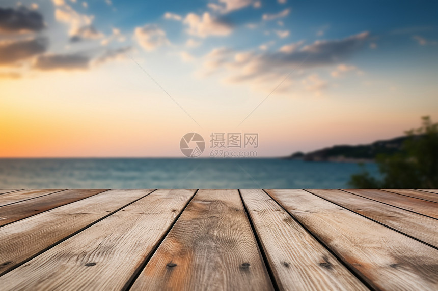海边平台的日落图片