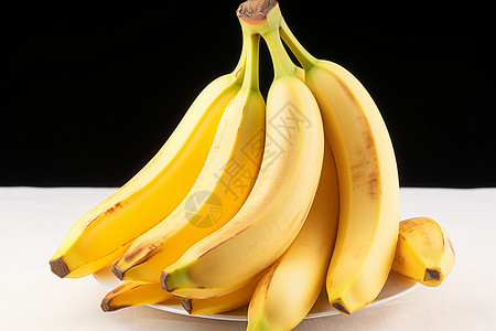 黄色成熟的香蕉图片