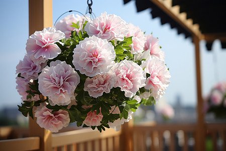 户外婚礼现场的花球装饰背景图片