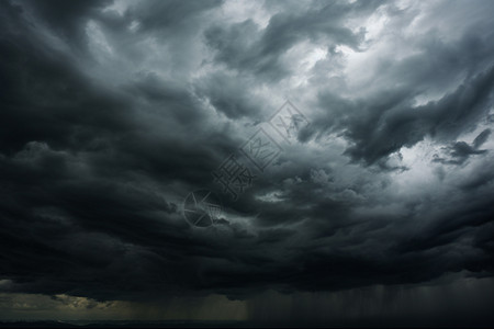 暴雨中的乌云图片