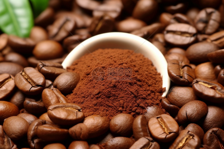 咖啡豆磨制的咖啡粉图片
