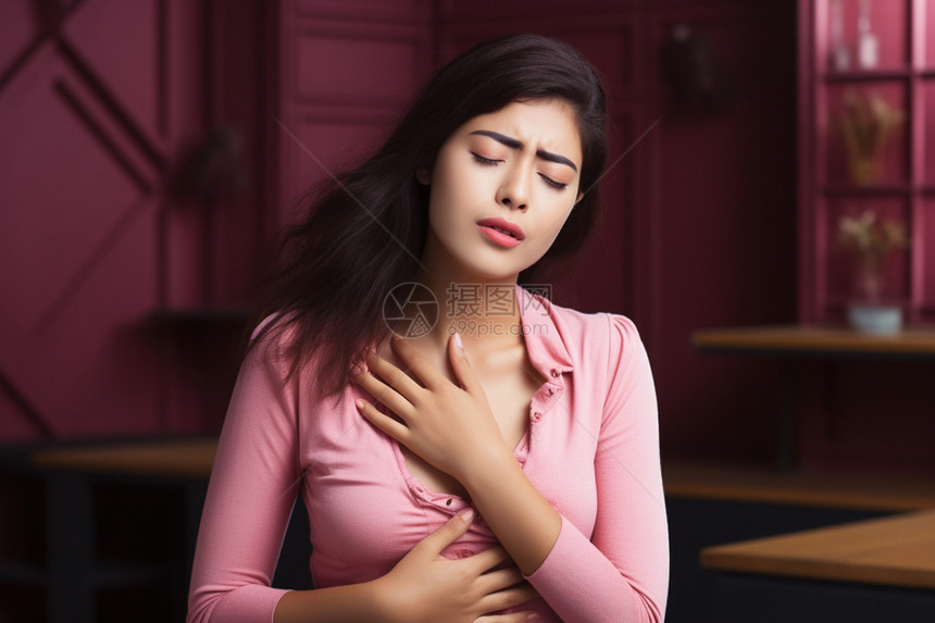 心肌梗塞的女人图片
