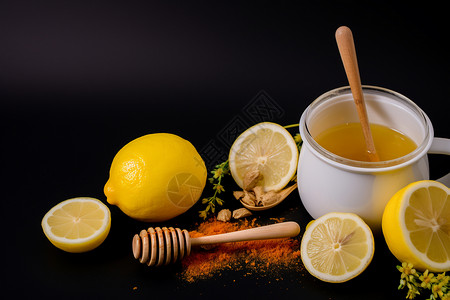 养生的柠檬蜂蜜水图片