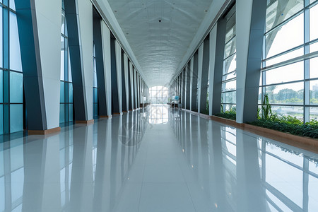 商场玻璃玻璃大厦里的长廊背景