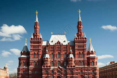 红色十字架壮观的俄式古典建筑背景