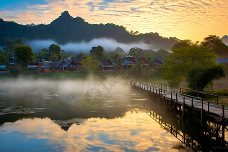 山间迷雾迷雾笼罩的山间景观背景