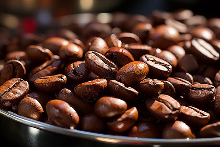 反射光线的咖啡豆背景图片