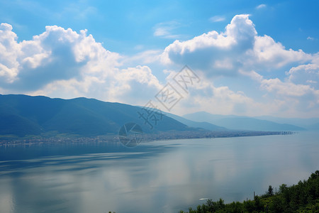 夏季苍山洱海的美丽景观背景图片