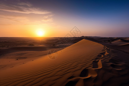 沙漠中的夕照图片