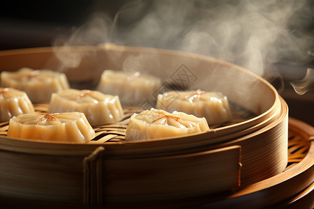 竹蒸笼中的传统美食图片