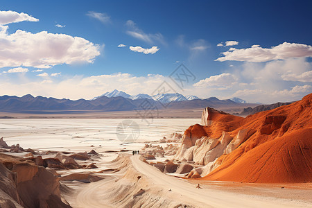 沙漠行人山丘中的行人背景