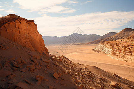沙漠之山图片