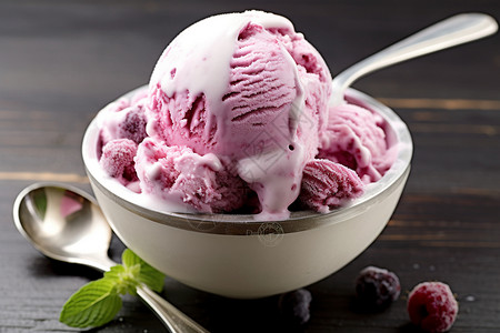 冰凉可口的浆果冰淇淋背景图片